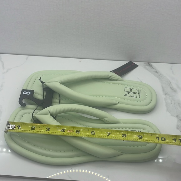 Mint - Puffy Flip Flops from No Boundaries - Picture 3 of 9